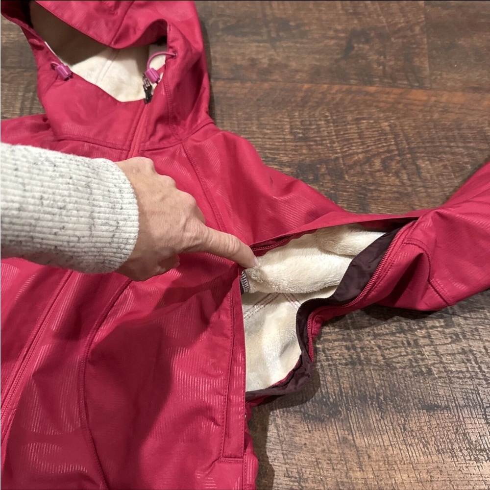 Burton Jacket - Picture 5 of 12